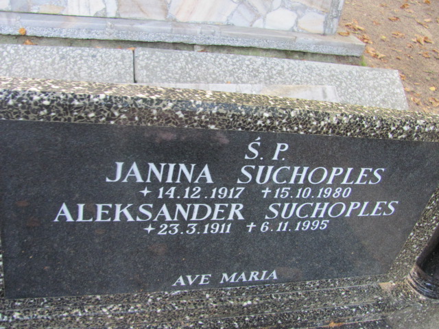 Janina SUCHOPLES 1917 Sopot - Grobonet - Wyszukiwarka osób pochowanych