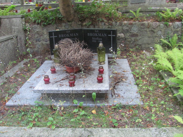 Grób KAZIMIERA BROKMAN