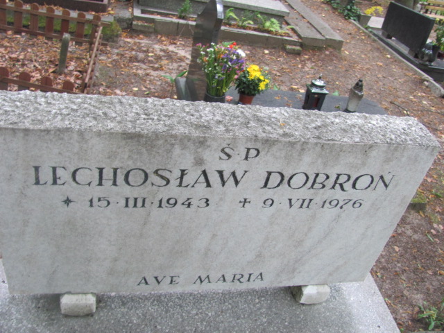 Lechosław DOBROŃ 1943 Sopot - Grobonet - Wyszukiwarka osób pochowanych