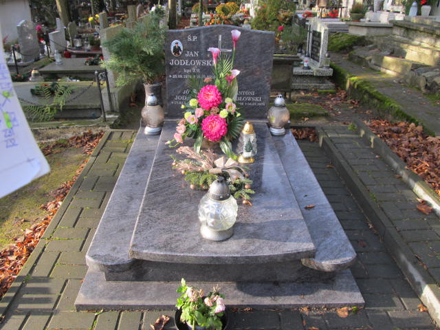 Grób JÓZEFA JODŁOWSKA