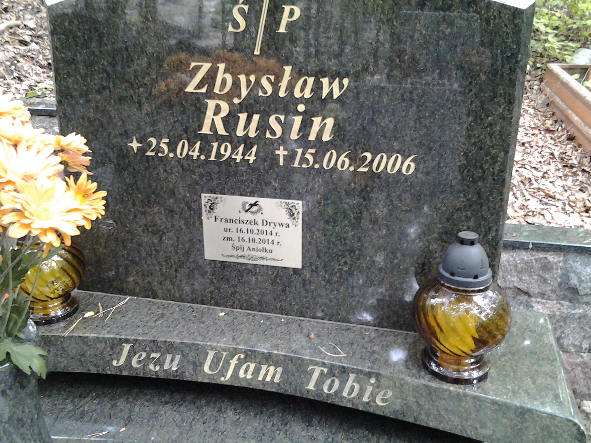 Grób ZBYSŁAW RUSIN