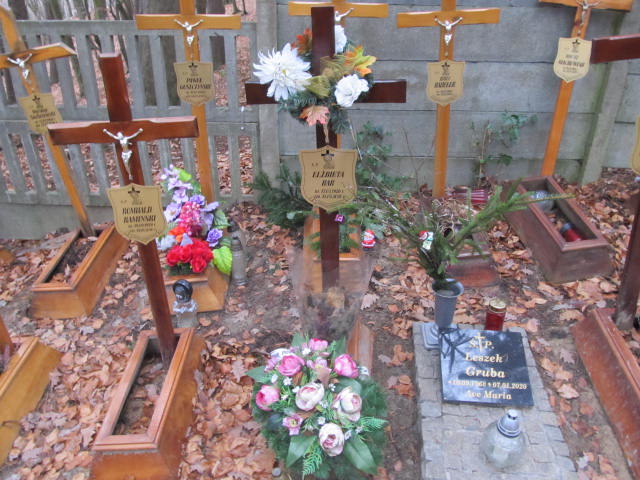 Grób ELŻBIETA BAR