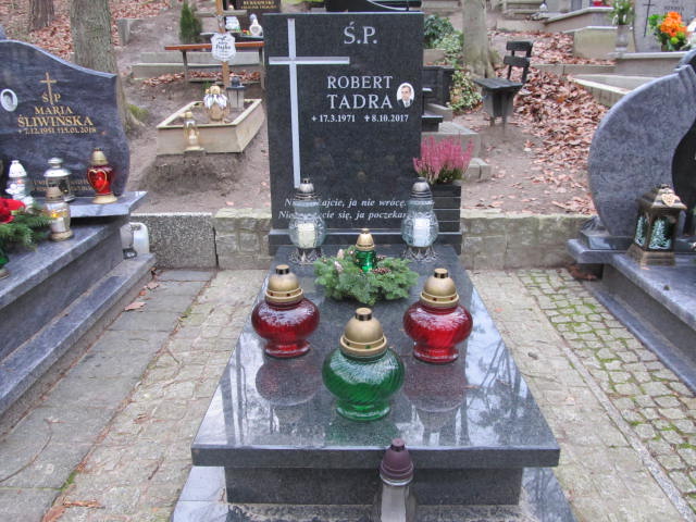 Grób ROBERT TADRA