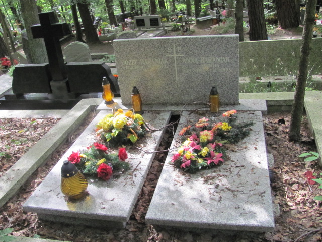 Grób JÓZEF BARANIAK